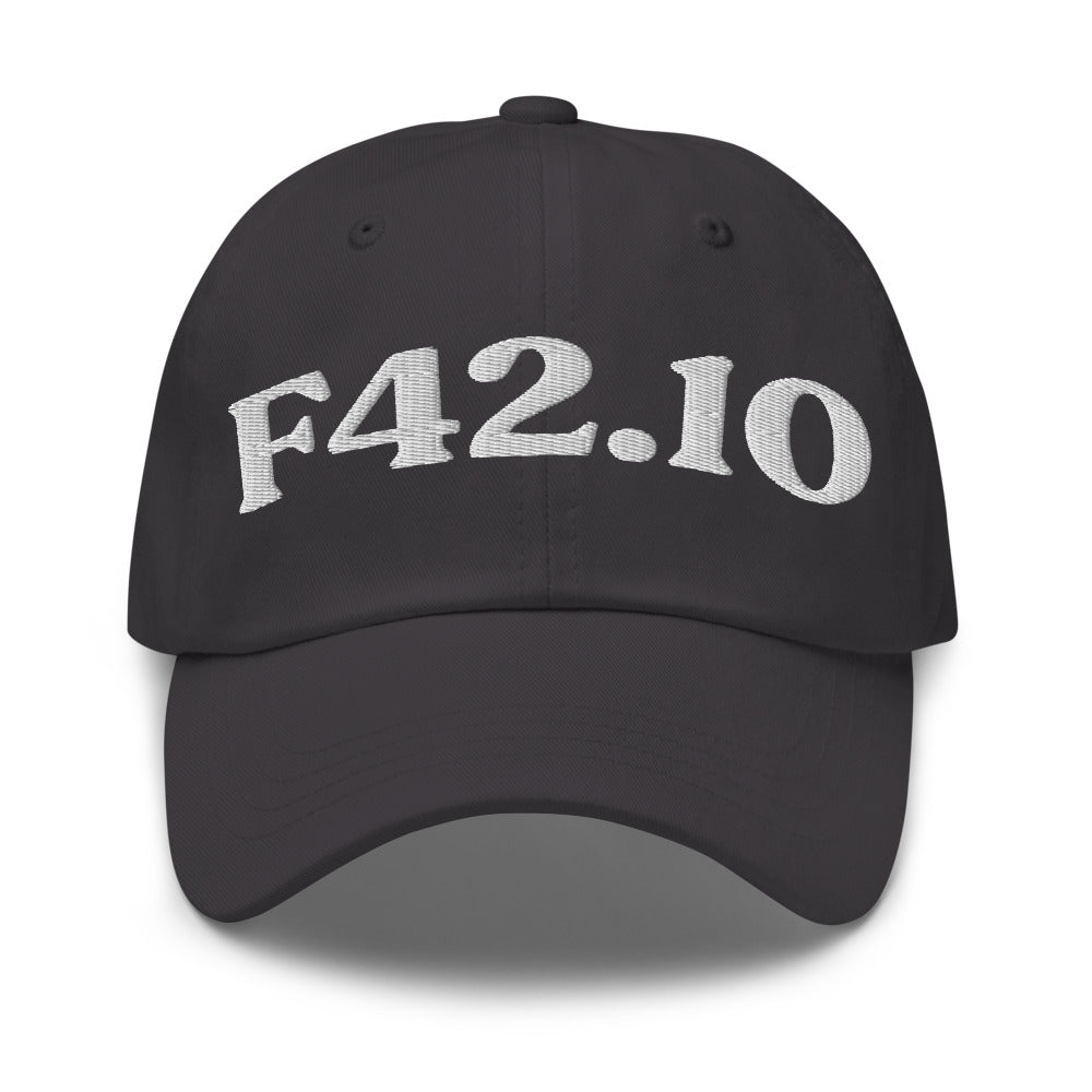 F42.10 - Dark Grey / White
